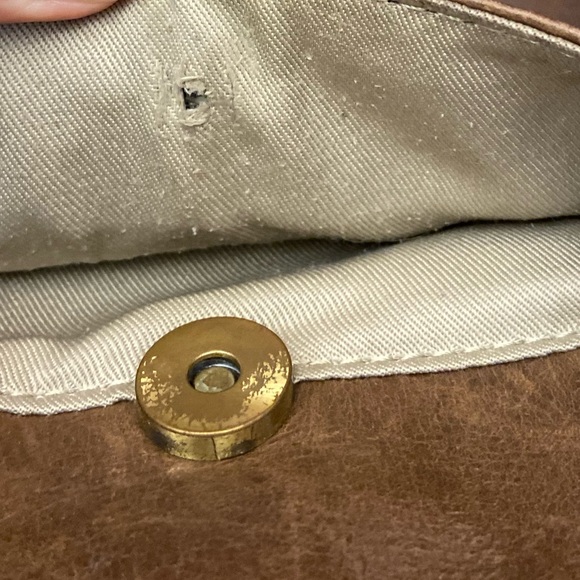 Danier - leather messenger bag - Picture 6 of 7